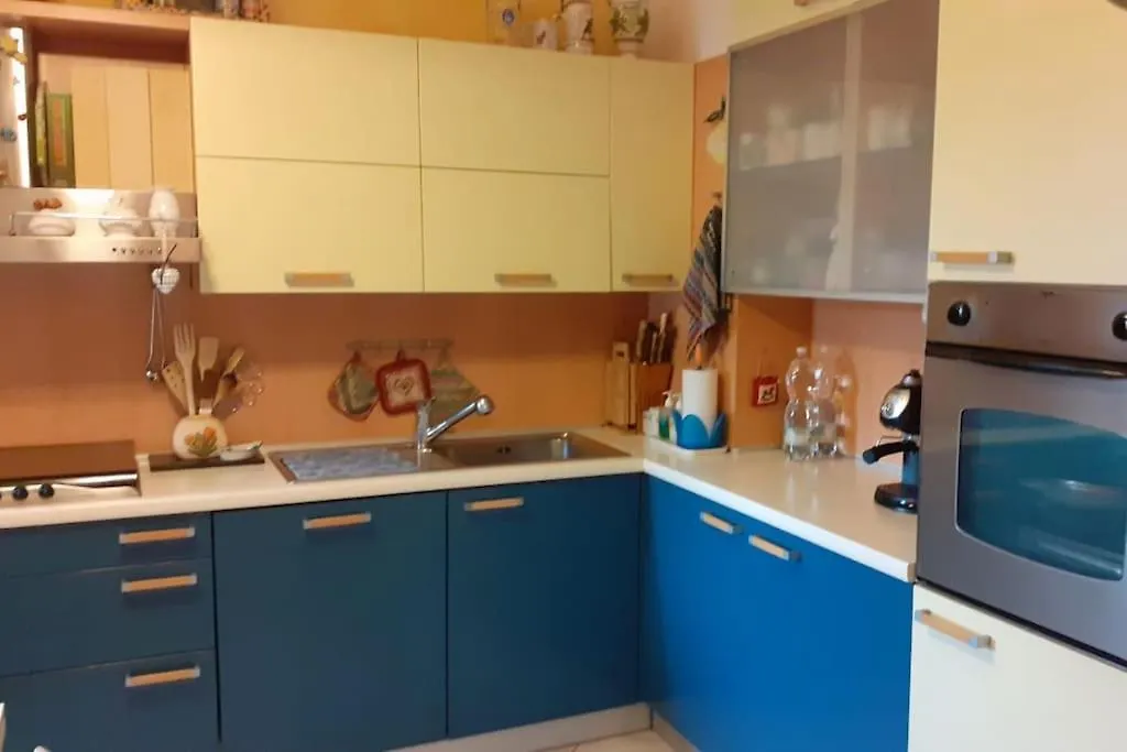 Апартаменты La Casa Dei Colori 1-4 Posti Имола